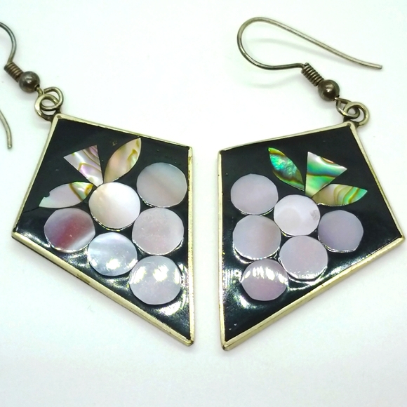 Vintage Mexican Silver Mother of Pearl Abalone Shell and Enamel Earrings Grapes - Picture 2 of 8